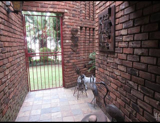 3 BEDROOM PROPERTY TO RENT IN GREENHILLS